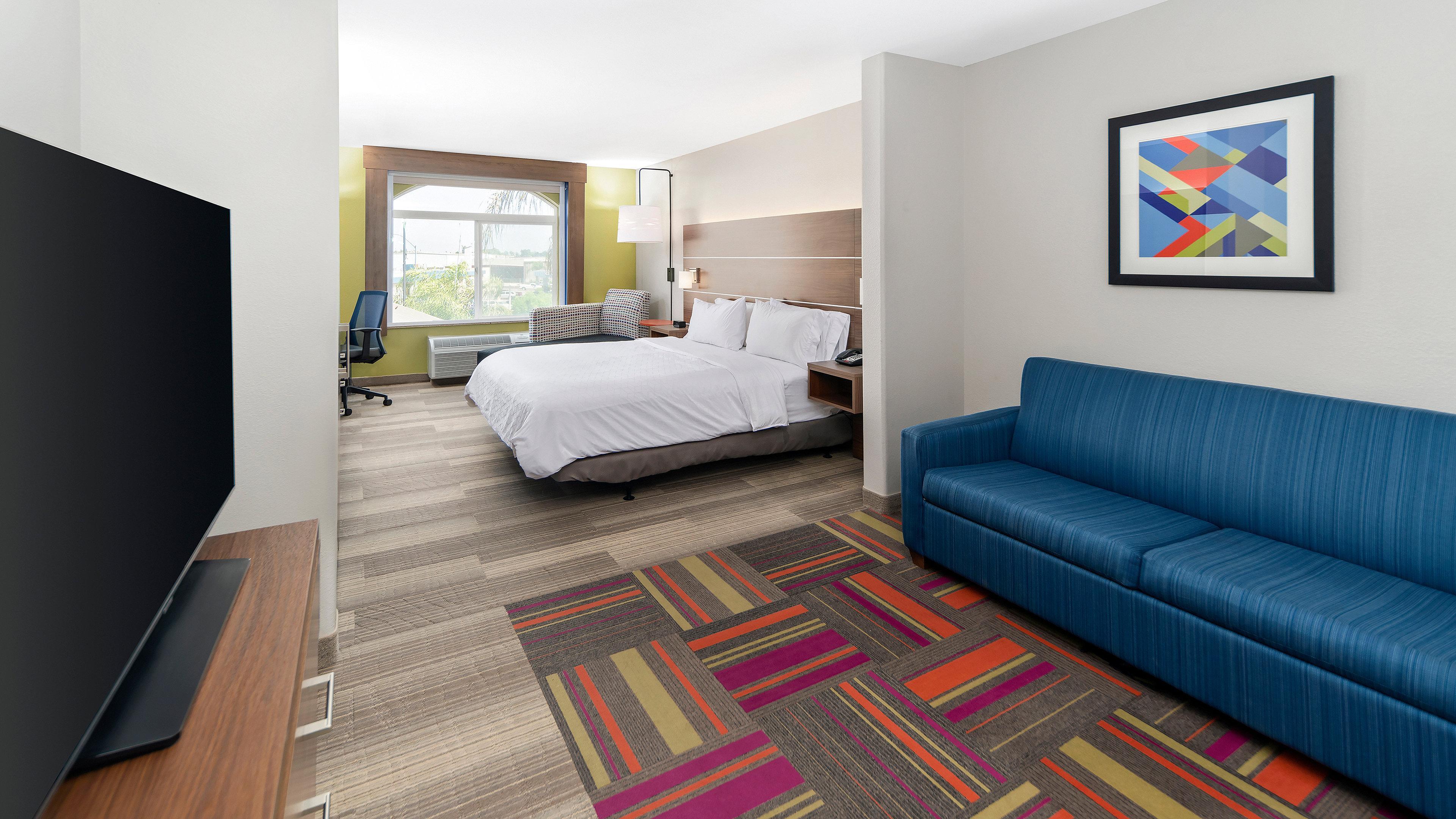 Holiday Inn Express & Suites Dinuba West By Ihg Ngoại thất bức ảnh