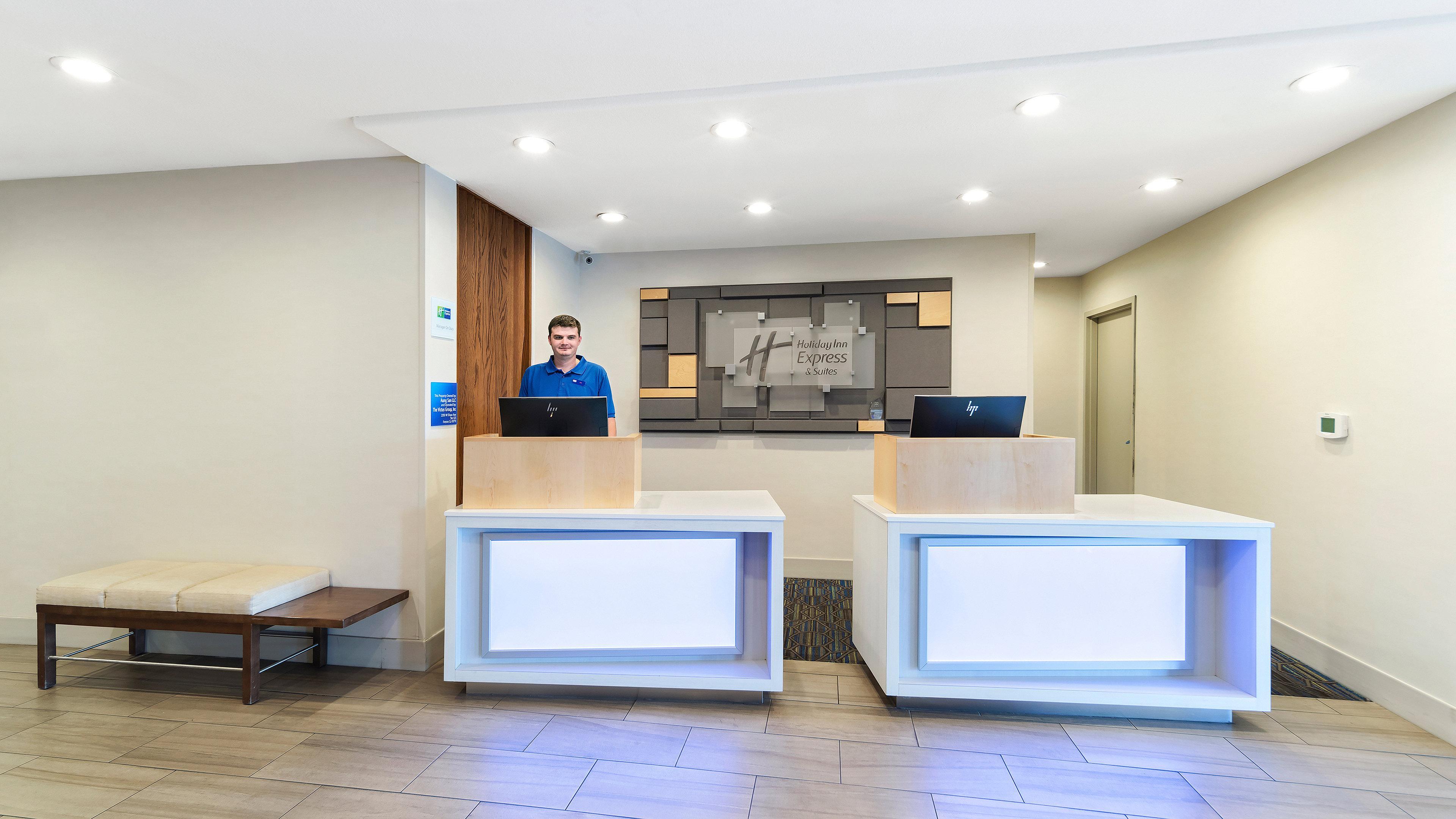 Holiday Inn Express & Suites Dinuba West By Ihg Ngoại thất bức ảnh