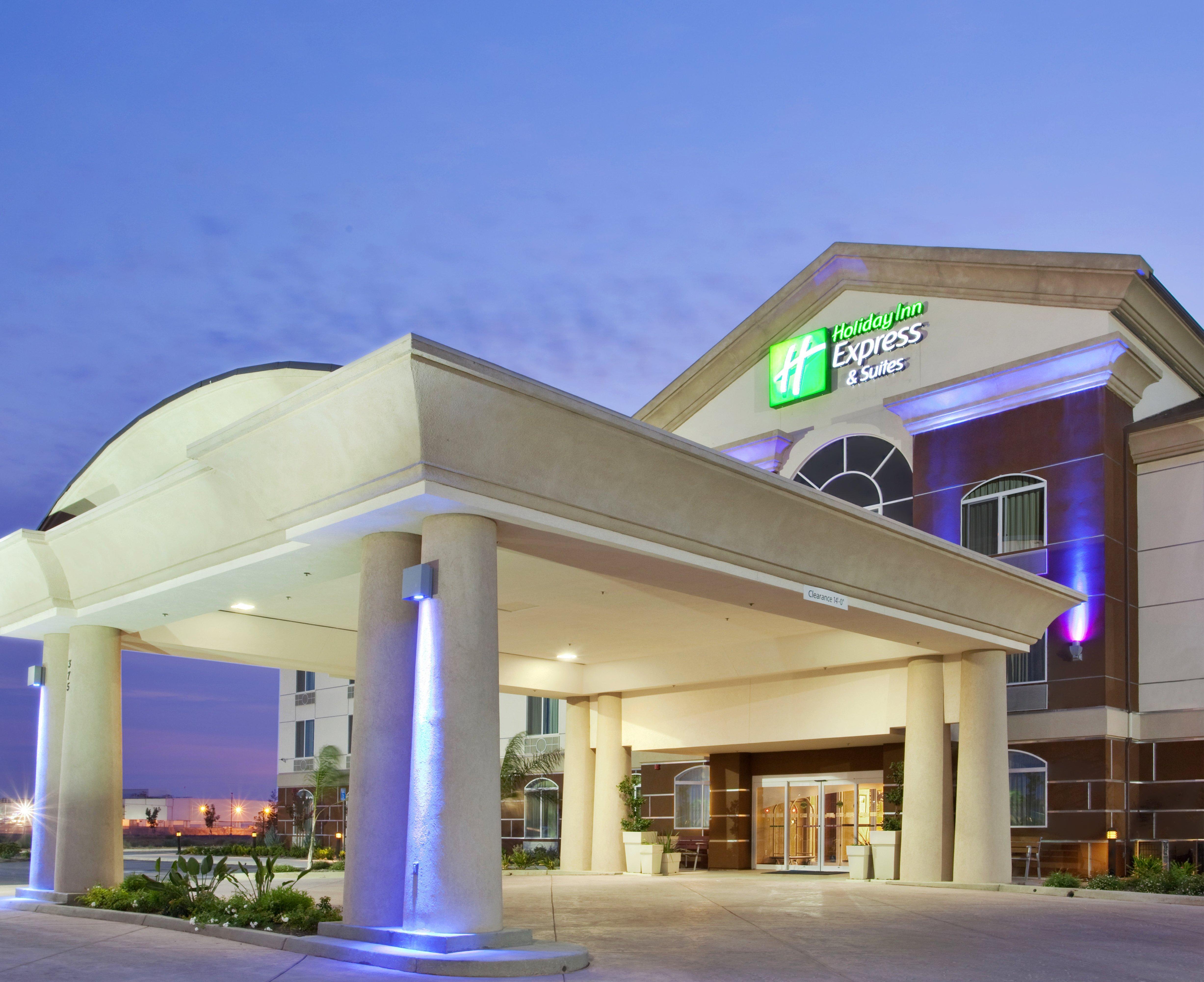 Holiday Inn Express & Suites Dinuba West By Ihg Ngoại thất bức ảnh
