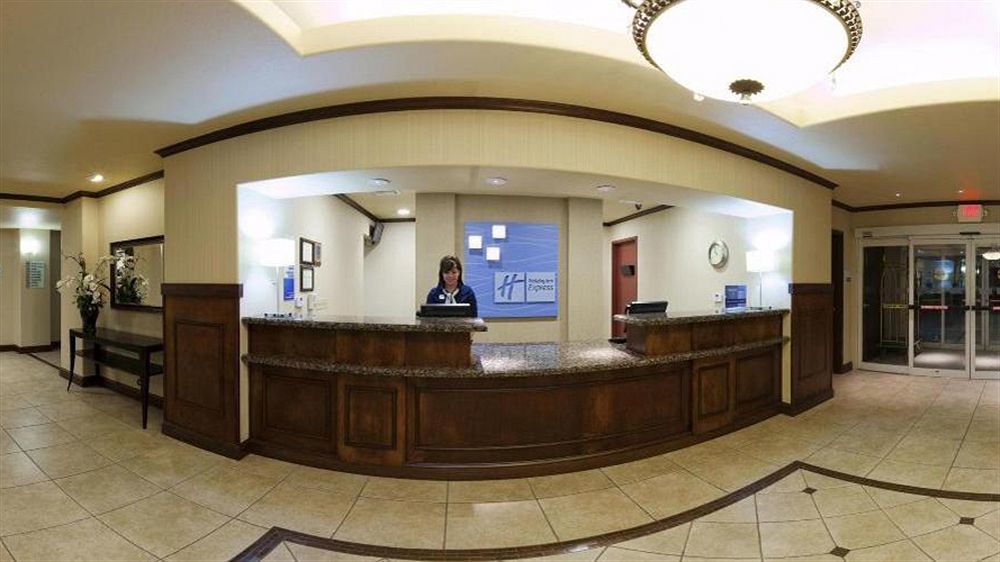 Holiday Inn Express & Suites Dinuba West By Ihg Ngoại thất bức ảnh